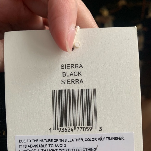 Very chic genuine high end leather/suede crossbody or belt/waist bag. - Picture 5 of 10